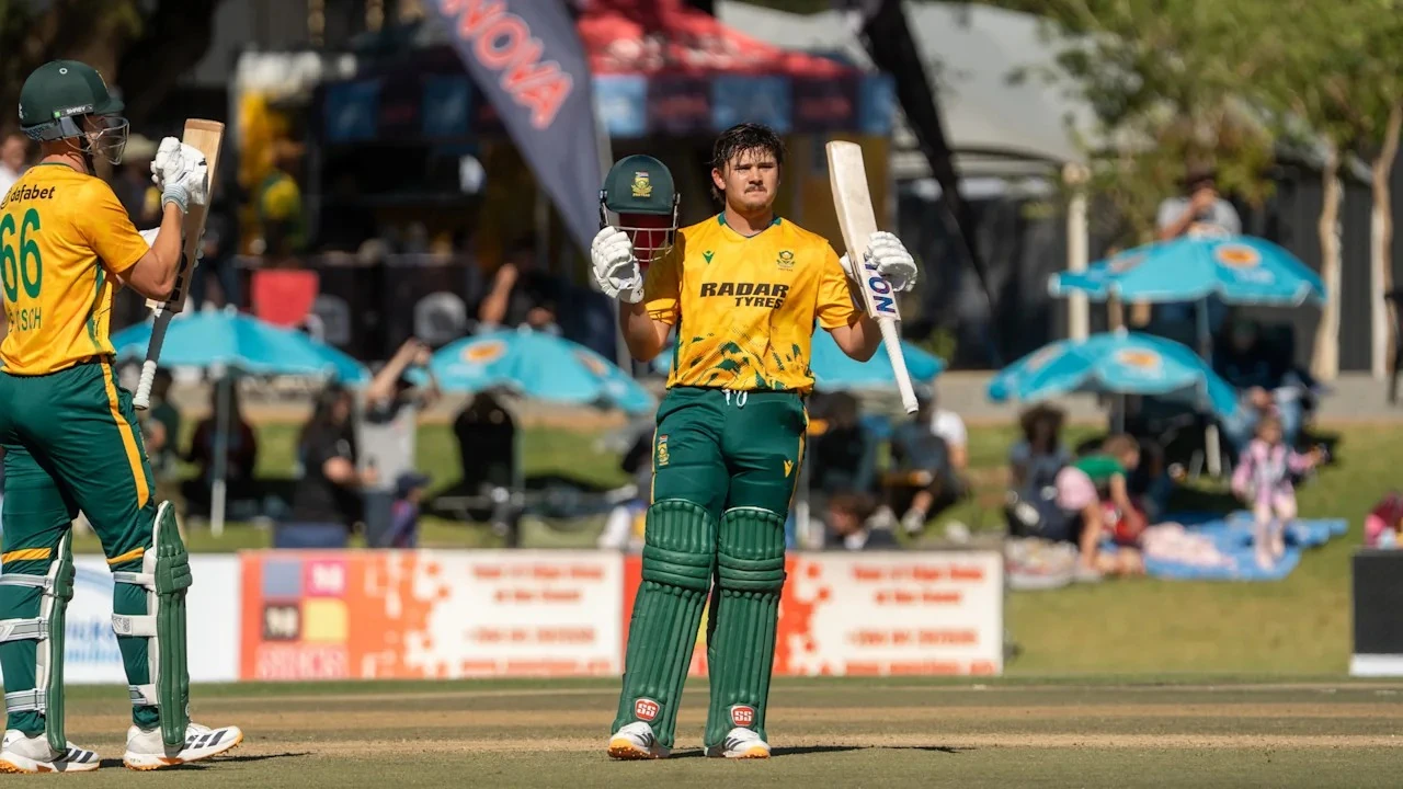 South Africa reach the tri-series final after holding off Namibia’s chase